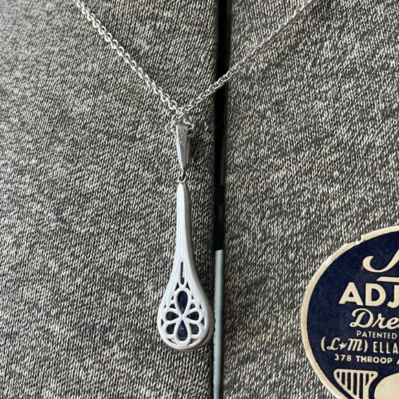 Sterling Silver Swarovski Necklace - Picture 8 of 8